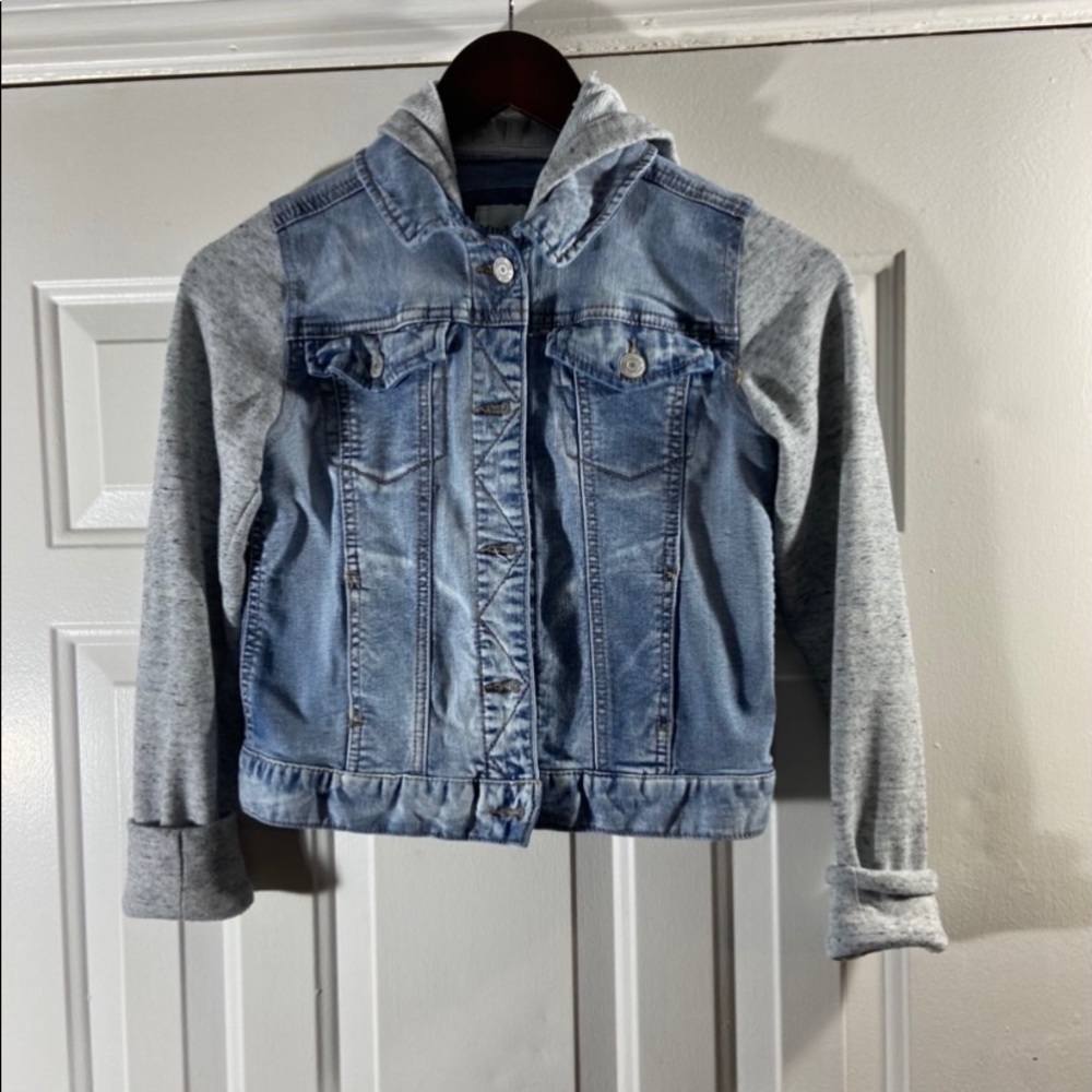 Girls hooded Jean jacket by MUDD, size 14